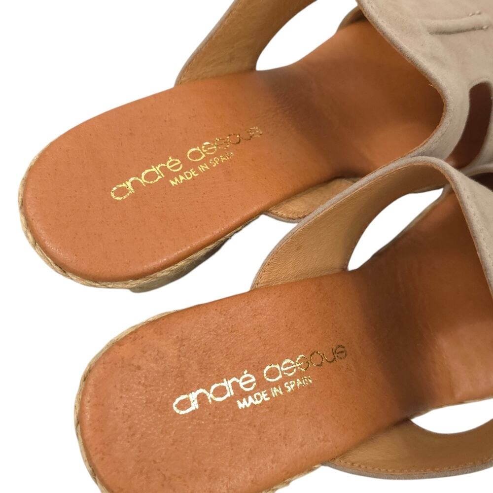 Andre Assous Alana Wedge Sandal - Picture 5 of 8